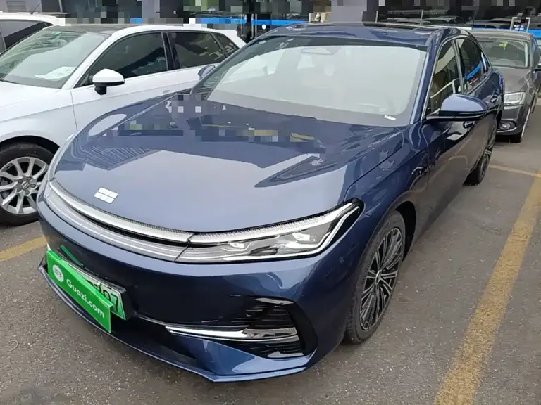 Geely Galaxy A7 银河A7 EM 2025款 EM-i 150 km 星舰版