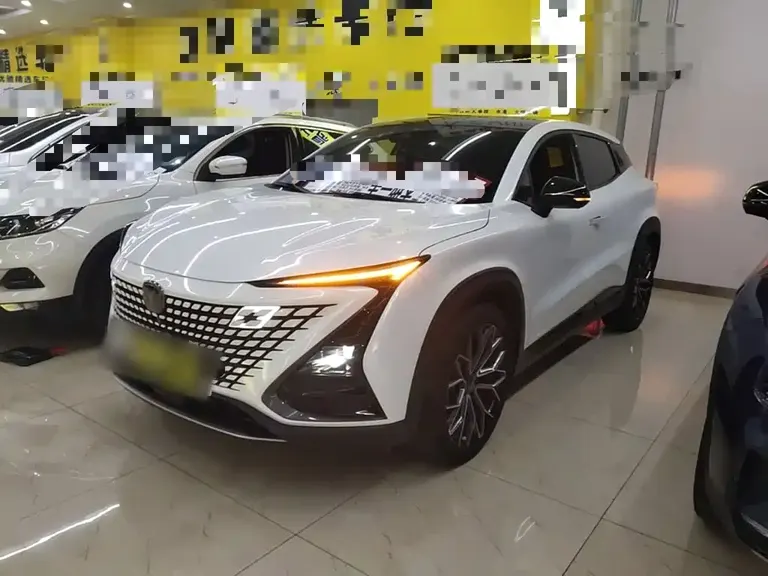 Changan UNI-T 1.5 T Distinguished