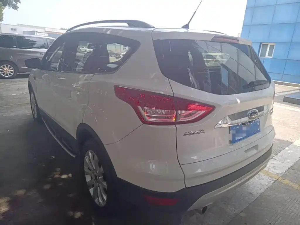 Kuga 1.5 L GTDi 2 WD Style