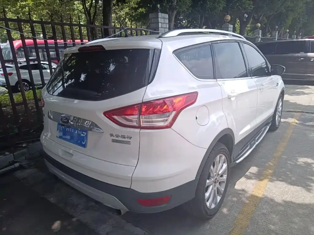 Kuga 1.5 L GTDi 2 WD Style