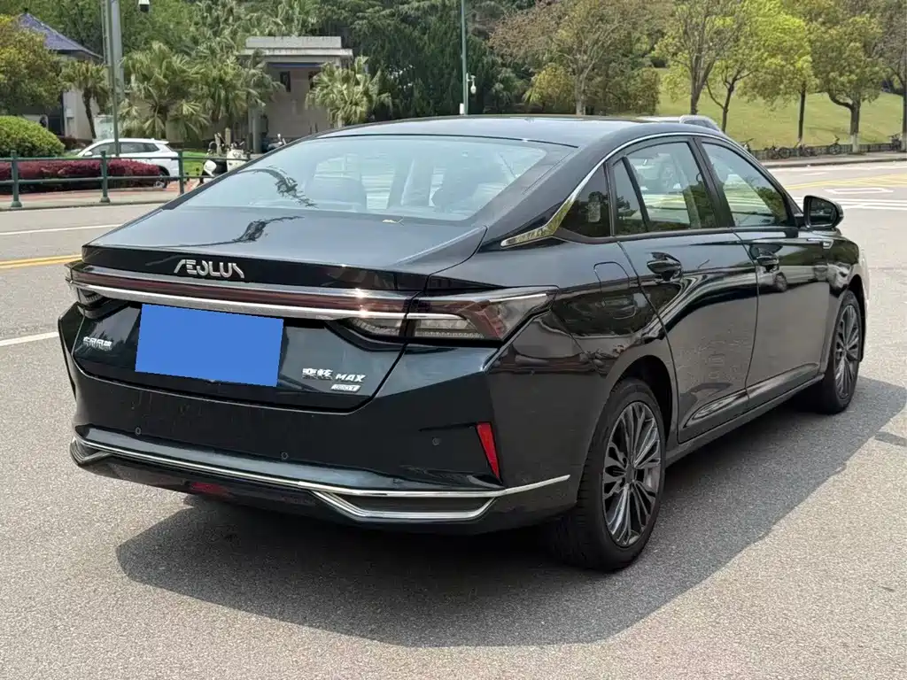 Yixuan MAX 1.5 T Super Style Dad
