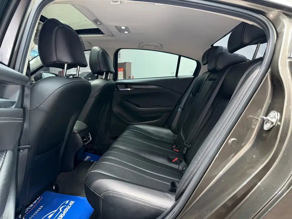 Atenza 2.5 L Blue Sky Sport