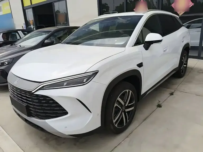 BYD Song L DM-i 130 KM Transcend