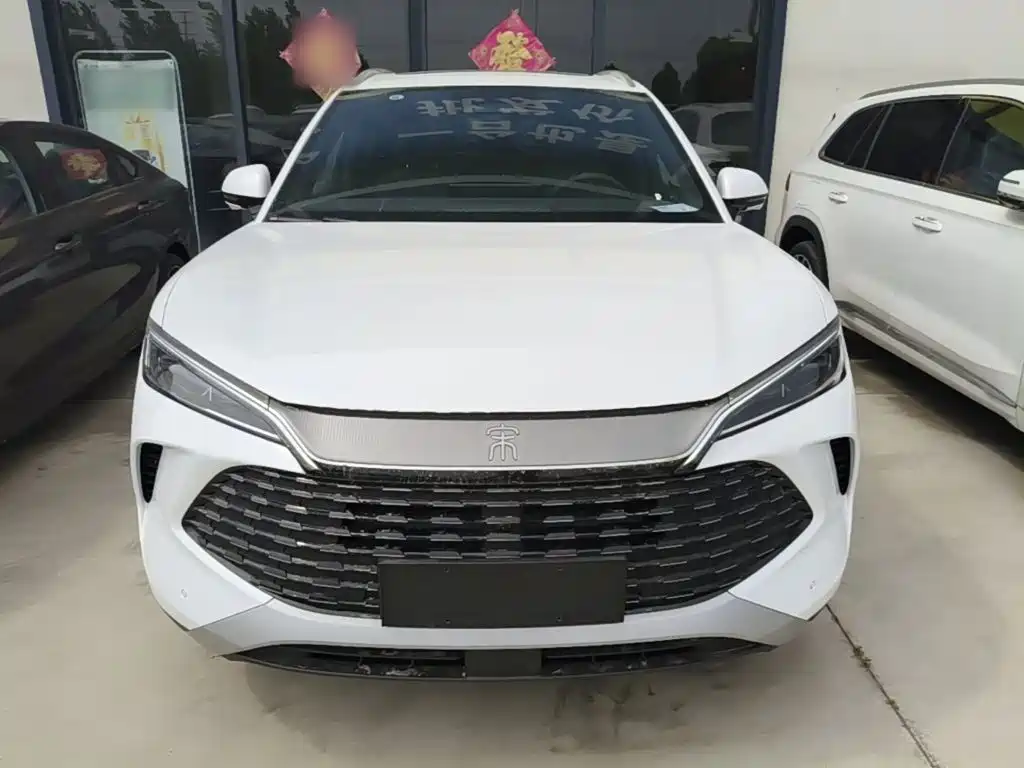 Song L DM-i 130 KM Transcend