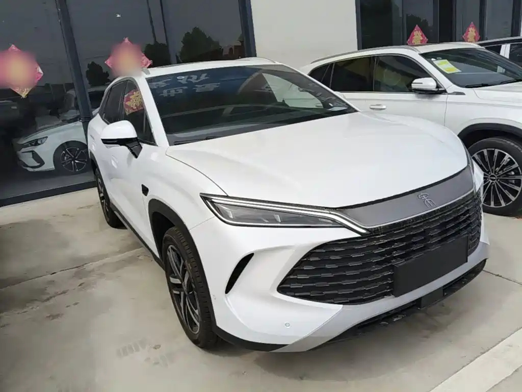 Song L DM-i 130 KM Transcend