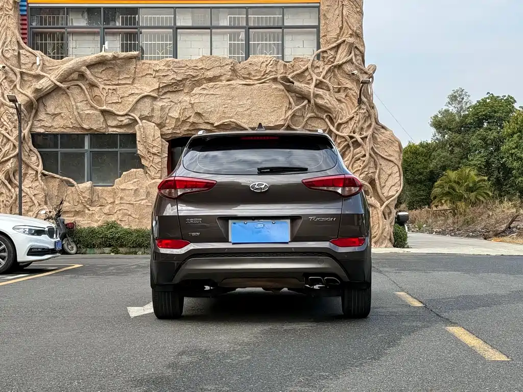 Tucson 1.6 T DCT 2 WD Intelligent