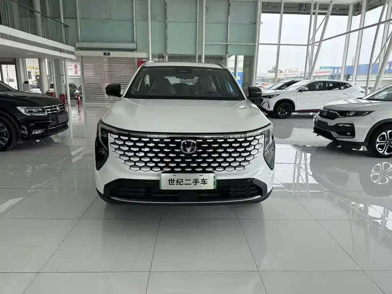 Changan CS55 PLUS PHEV 长安CS55 PLUS PHEV 2026款 智慧新蓝鲸 125 km 智越版