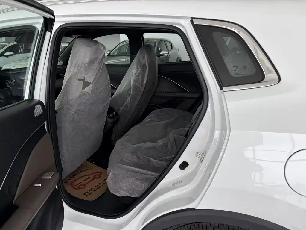 Changan CS55 PLUS PHEV 长安CS55 PLUS PHEV 2026款 智慧新蓝鲸 125 km 智越版