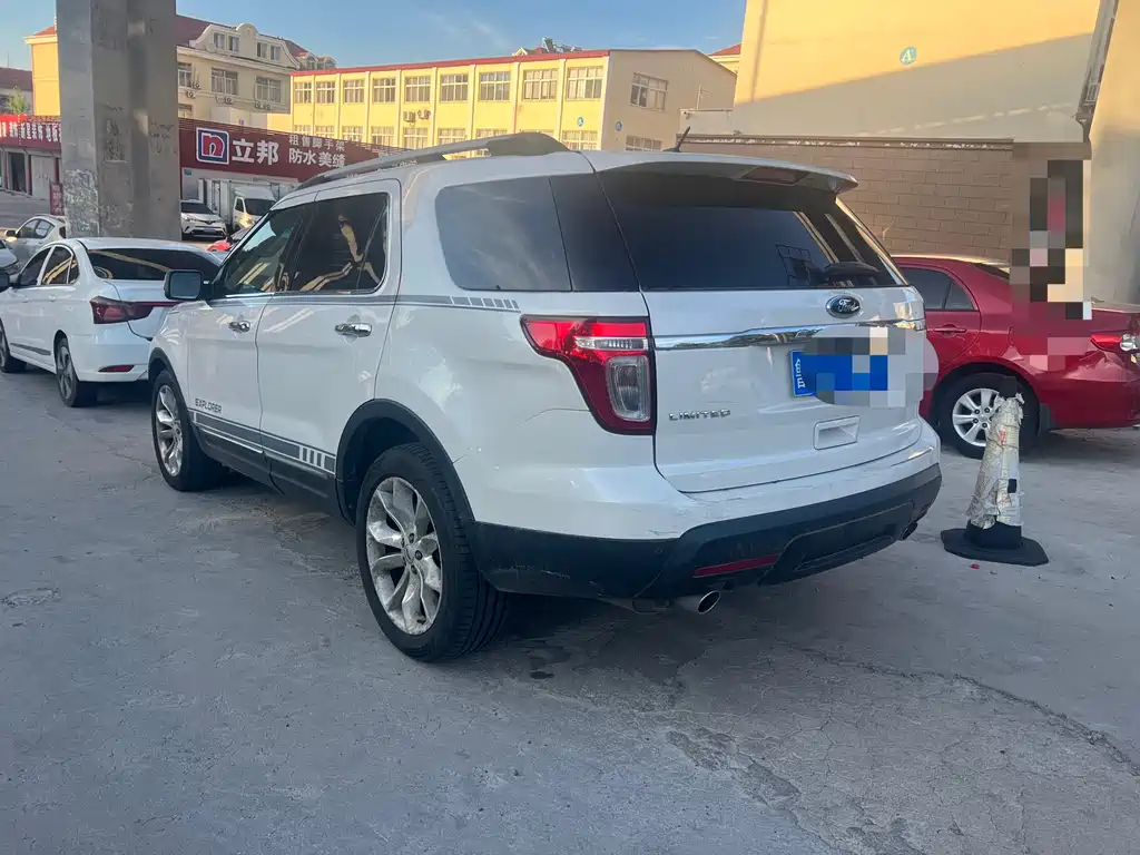 Explorer (Import) 3.5 L Premium