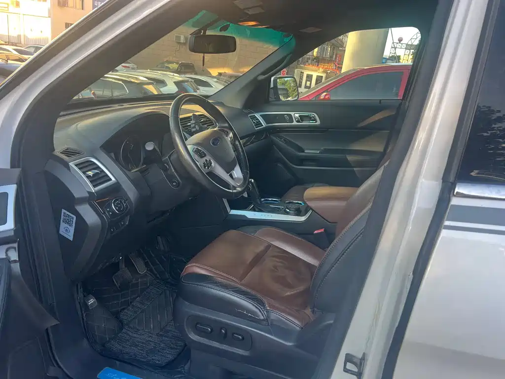 Explorer (Import) 3.5 L Premium