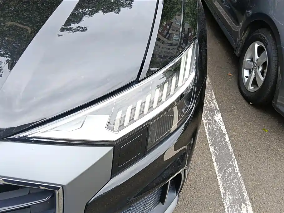 Audi Q8 55 TFSI Luxury Dynamic