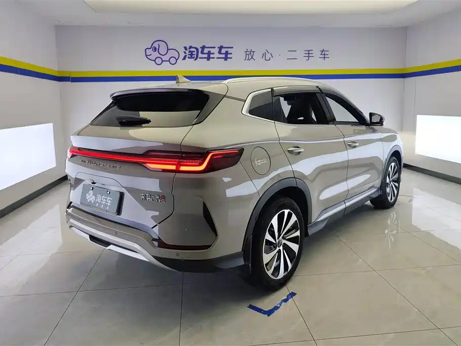 Song PLUS NEV Glory DM-i 110 km Flagship