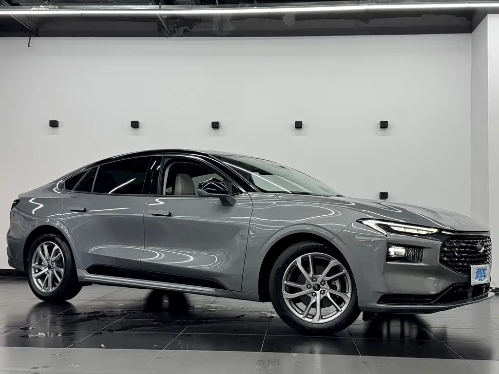 Mondeo EcoBoost 245 Luxury