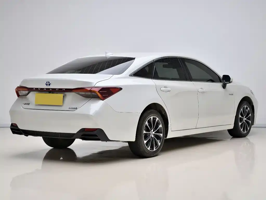 Avalon 亚洲龙 2023款 双擎 2.5 L 进取版