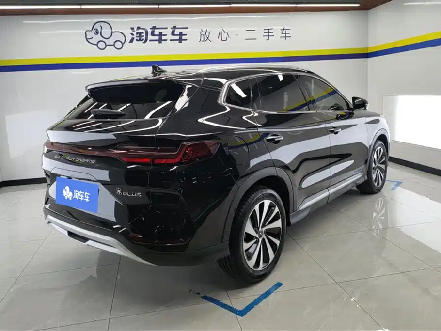 Song PLUS NEV Glory DM-i 110 km Flagship PLUS