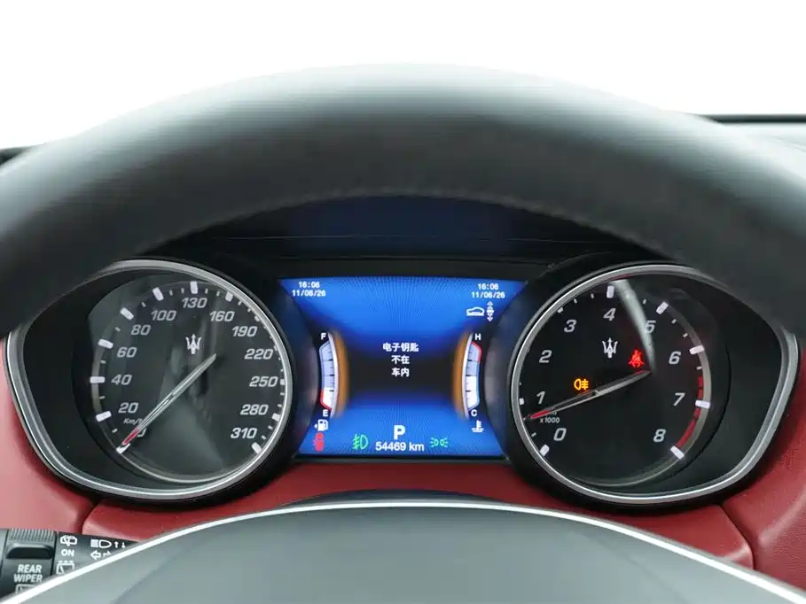 Levante 3.0 T Standard