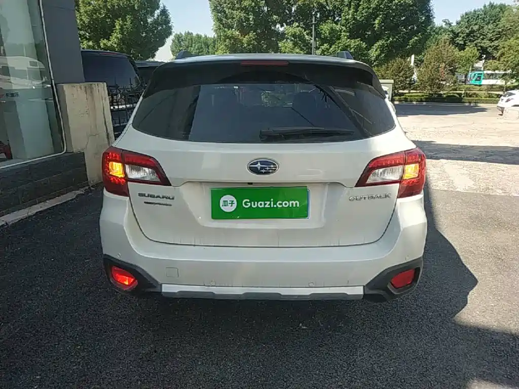 Outback 2.5 i Sport Navigation