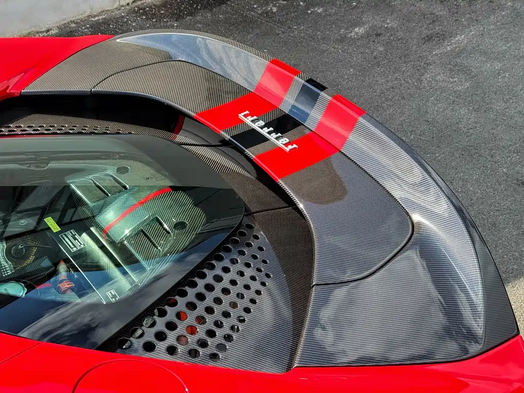 SF90 3.9 T V8 Stradale