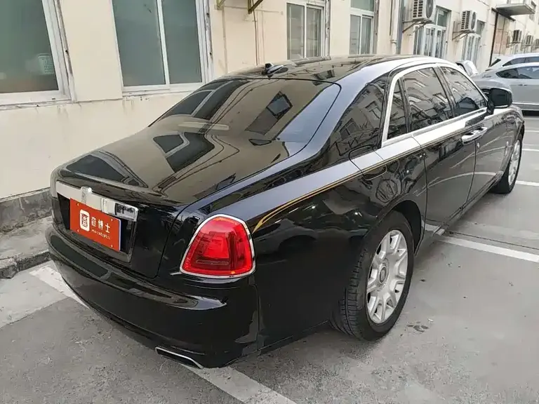Rolls-Royce Ghost 6.6 T Standard