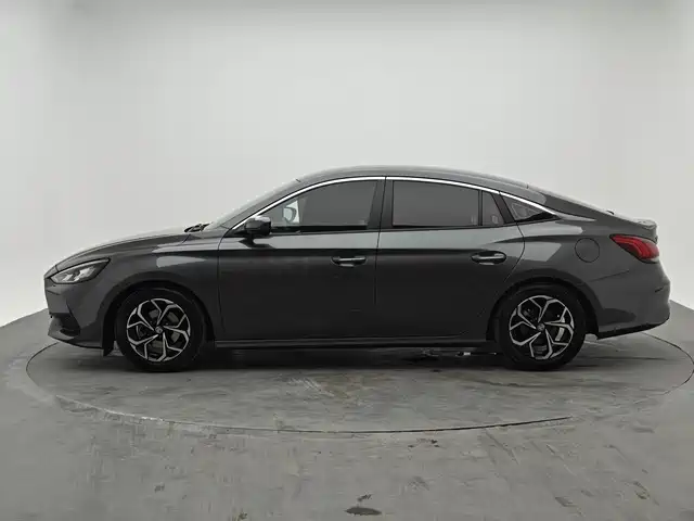 MG5 180 DVVT Manual Style