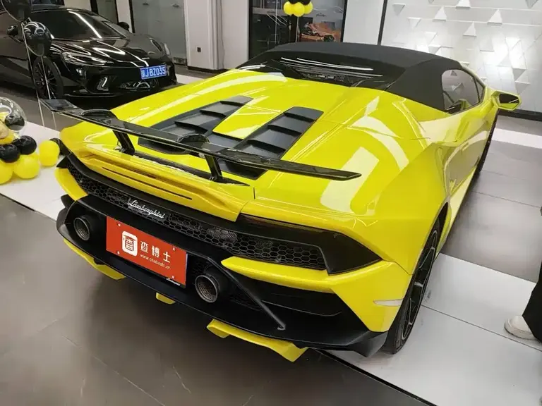 Lamborghini Huracán Huracán EVO RWD Spyder