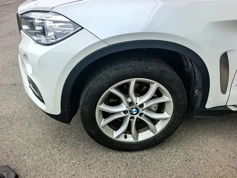 BMW X6 xDrive28 i