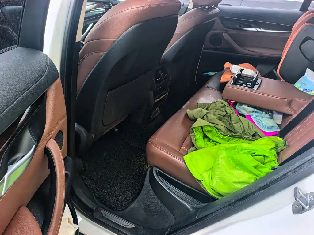 BMW X6 xDrive28 i