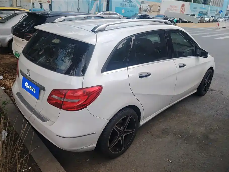 Mercedes-Benz B-Class B 180