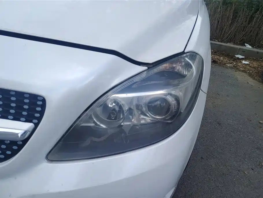 Mercedes-Benz B-Class B 180