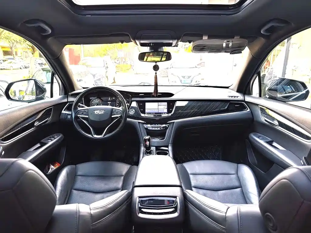 Cadillac XT6 28 T 7-seat 4 WD Style