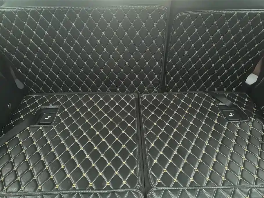 GAC Trumpchi GS8 320 T 2 WD Luxury Connected (7-seat)