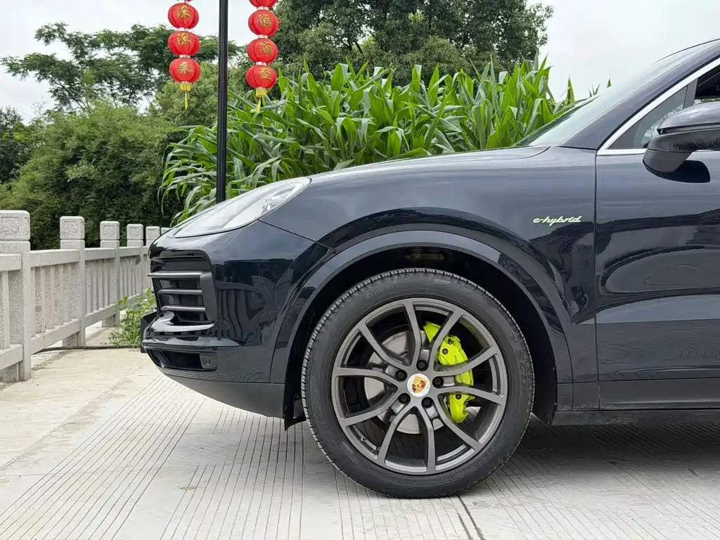 Cayenne NEV Cayenne E-Hybrid 2.0 T
