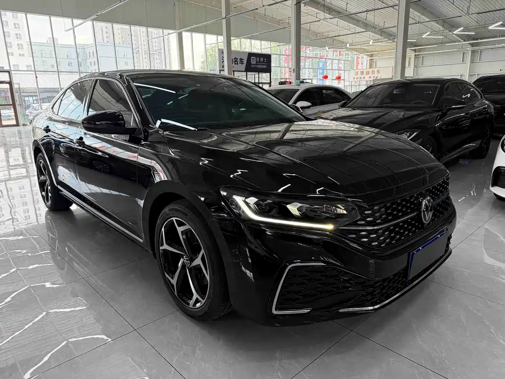 Passat 280 TSI Business