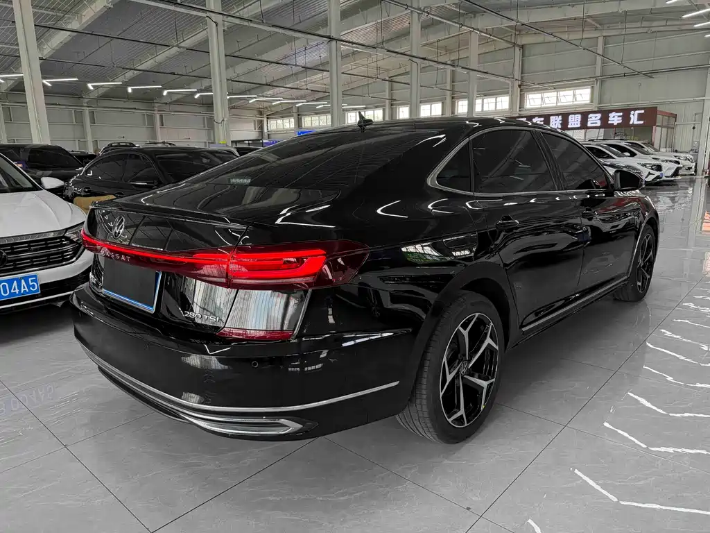 Passat 280 TSI Business