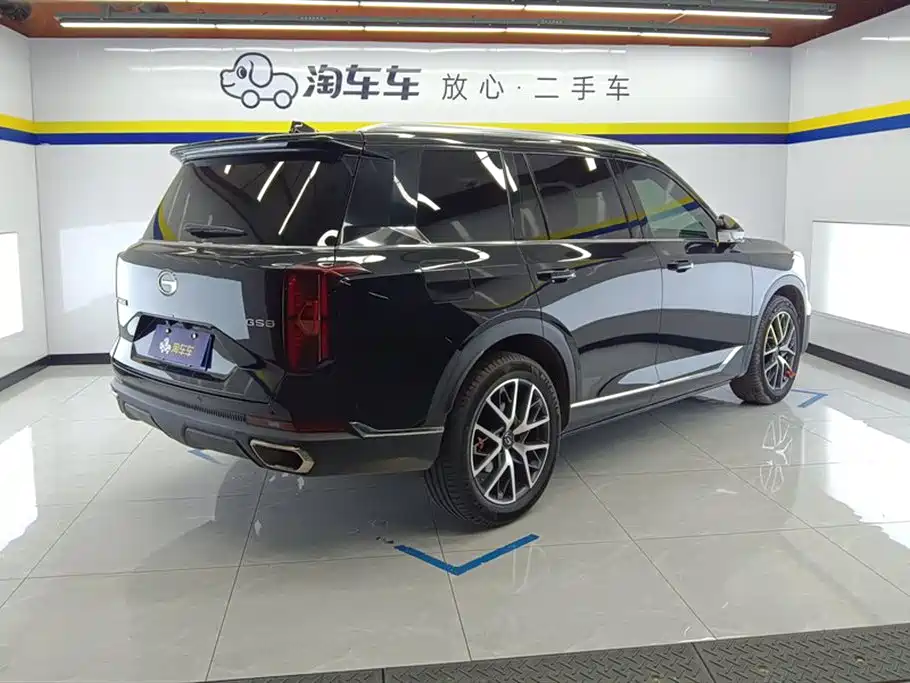 GAC Trumpchi GS8 Navigator Series 2.0 TGDI 2 WD Luxury Connected (7-seat)