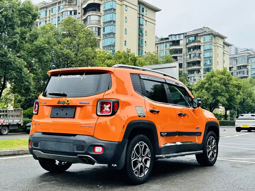Renegade 自由侠 2017款 180 TS 自动四驱全能版