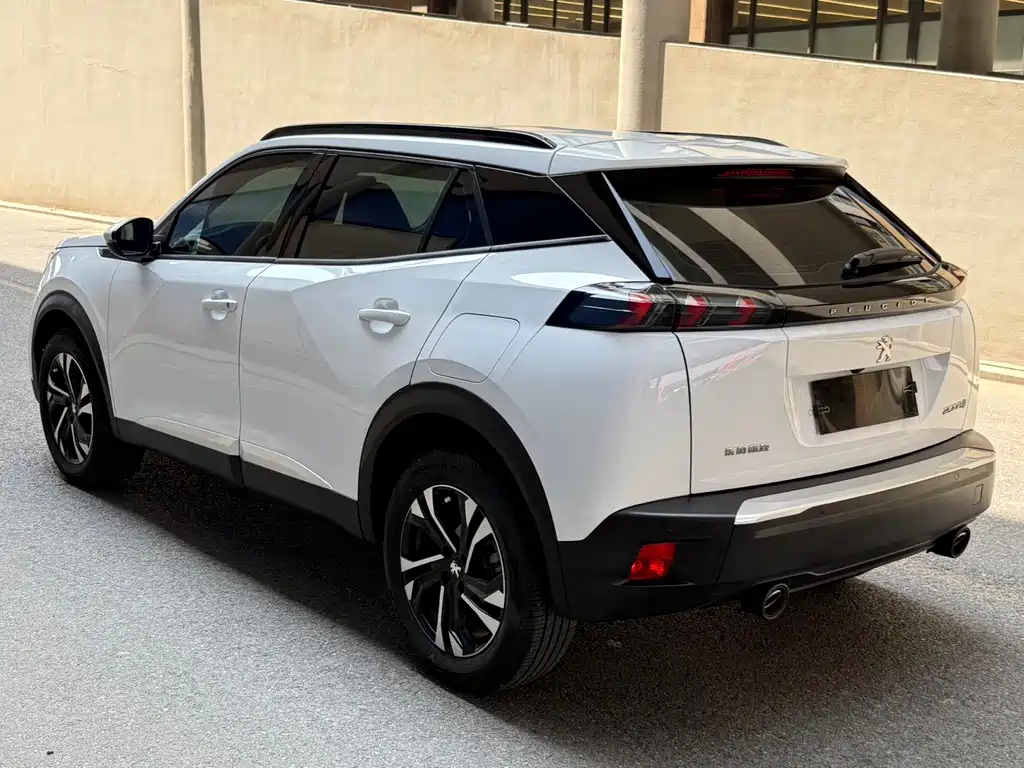 Peugeot 2008 2022 230 THP THE ONE