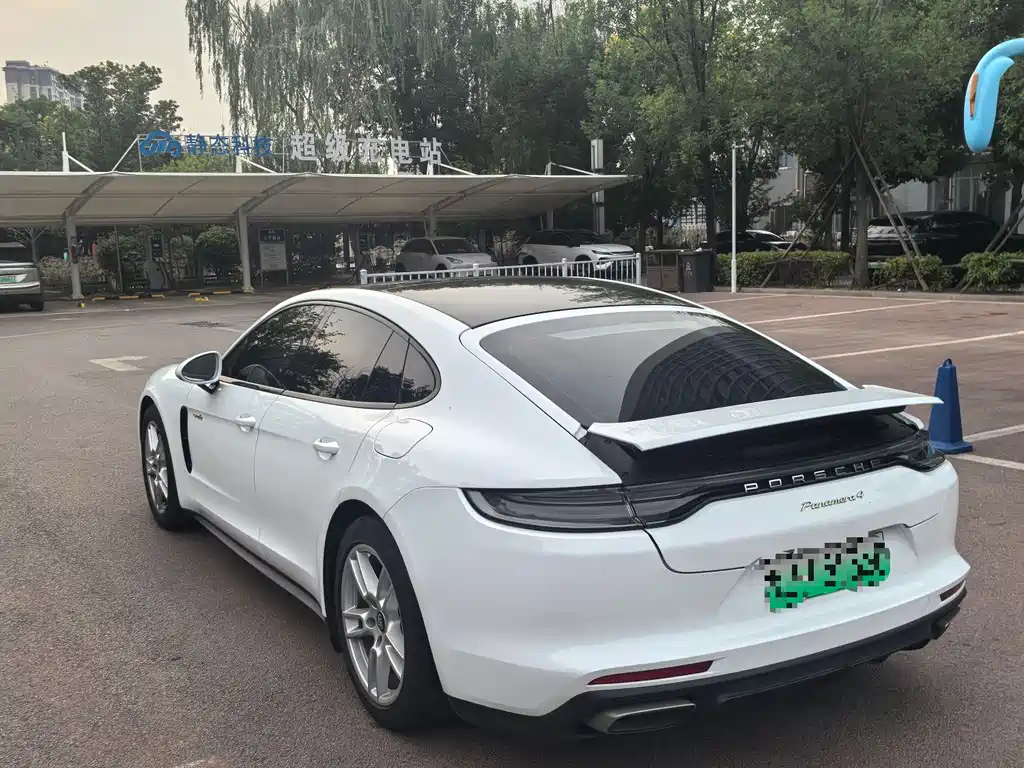 Panamera NEV Panamera 4 E-Hybrid 2.9 T
