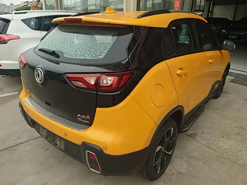Dongfeng Fengshen AX4 东风风神AX4 2017款 1.4 T DCT潮尚型