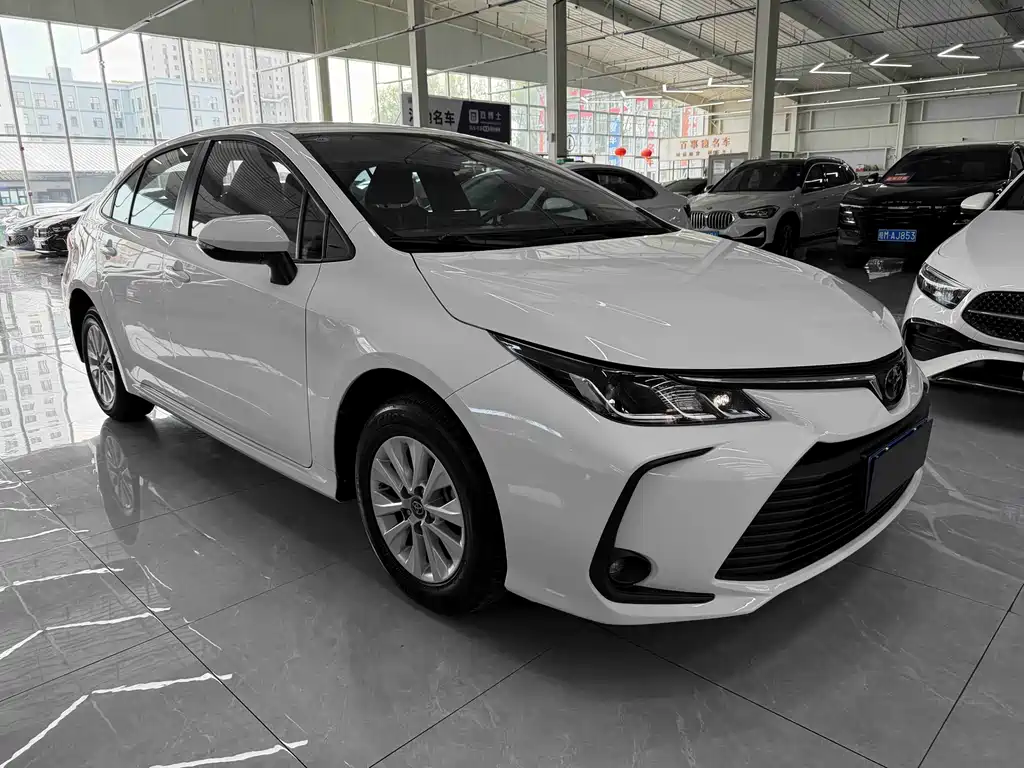 Corolla 1.2 T Pioneer
