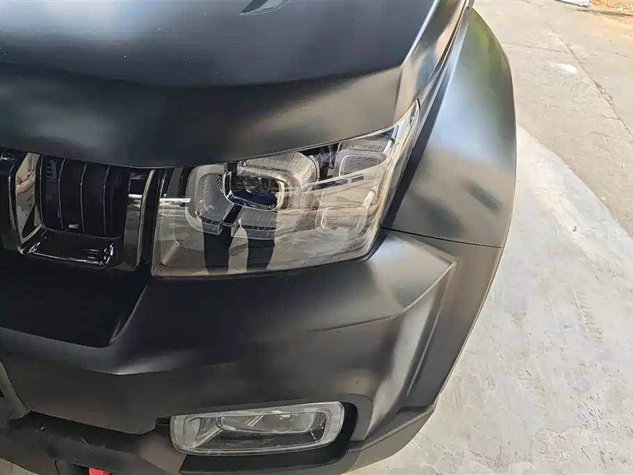 BAIC BJ40 2.0 D Blade Hero Glory