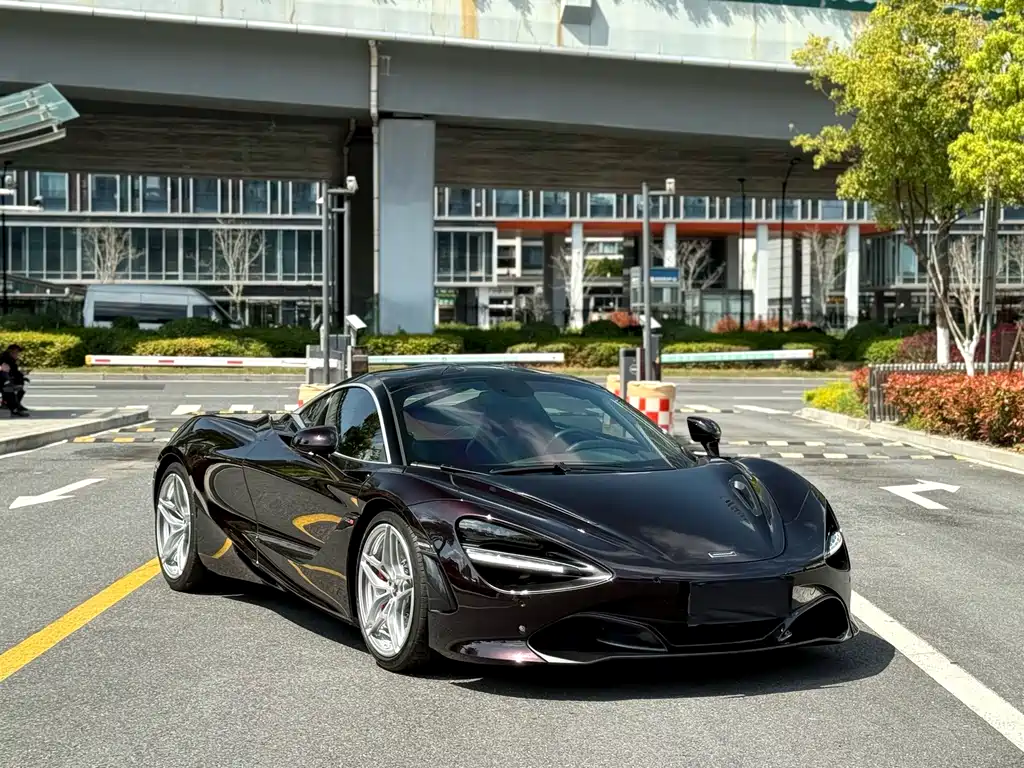 McLaren 720 S 4.0 T Coupe