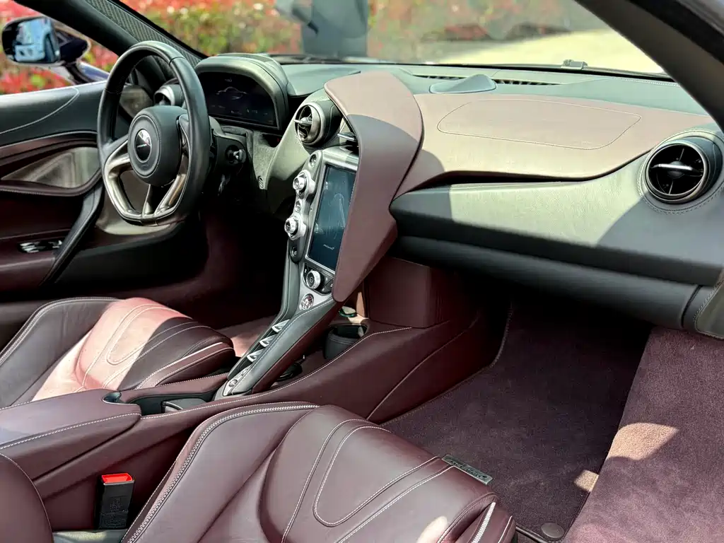 McLaren 720 S 4.0 T Coupe