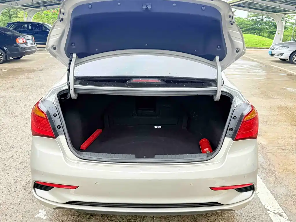 Mistra 1.8 L Auto Intelligent GLS CN-V