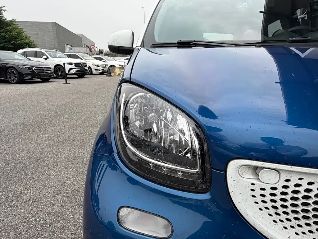 smart forfour 1.0 L 52 kW Passion