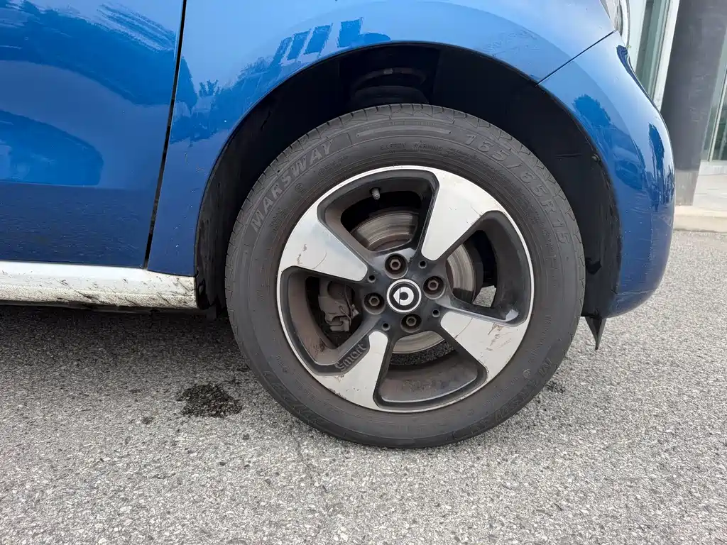 smart forfour 1.0 L 52 kW Passion