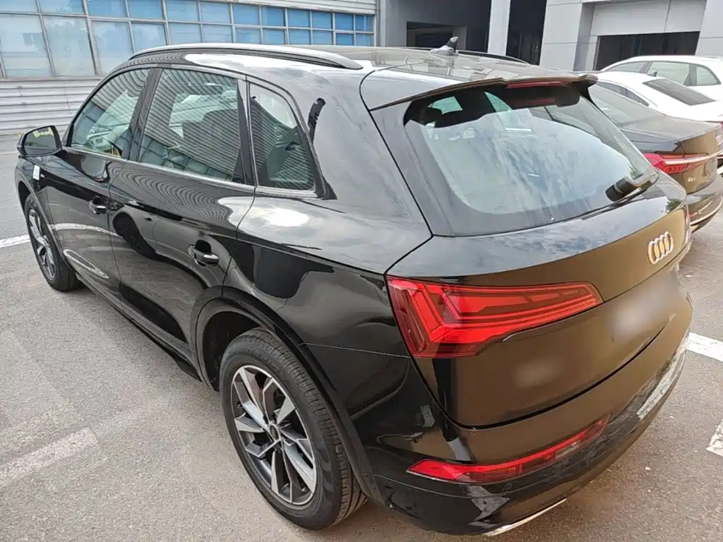 Audi Q5 L 40 TFSI Luxury Dynamic