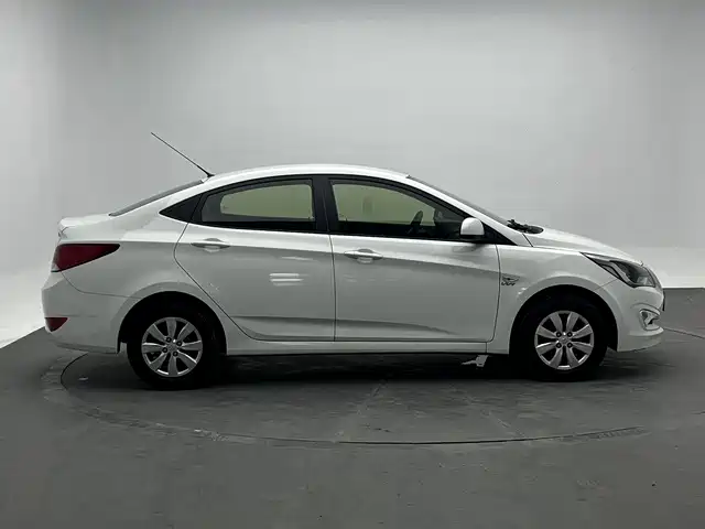 Accent 1.4 L Manual Intelligent GLS