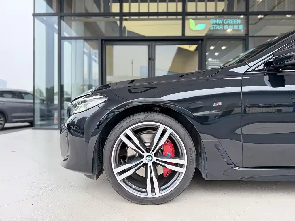 BMW 6 Series GT 630 i M Sport Package