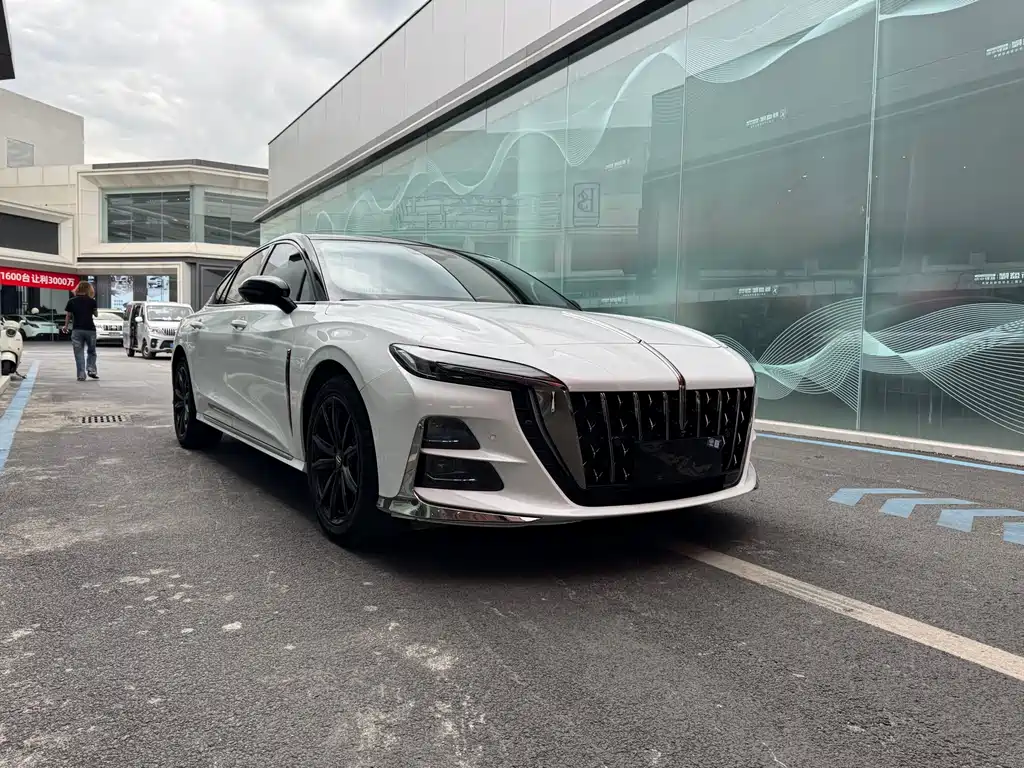 Hongqi H6 2.0 T Zhishang